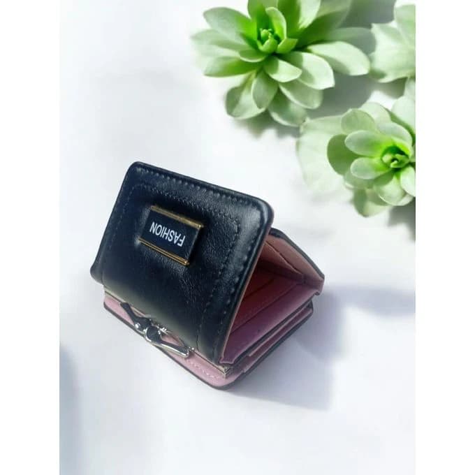 Elegant Women's Wallet – Faux Leather, Compact Design